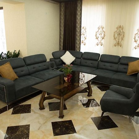 Solnechnyy Marhabo Hotel Palace מראה חיצוני תמונה
