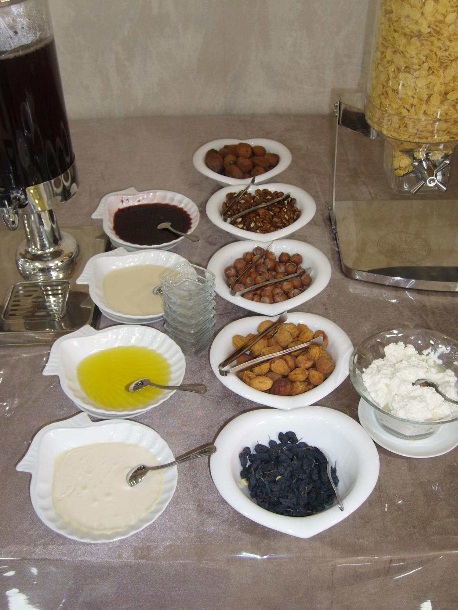 Solnechnyy Marhabo Hotel Palace מראה חיצוני תמונה