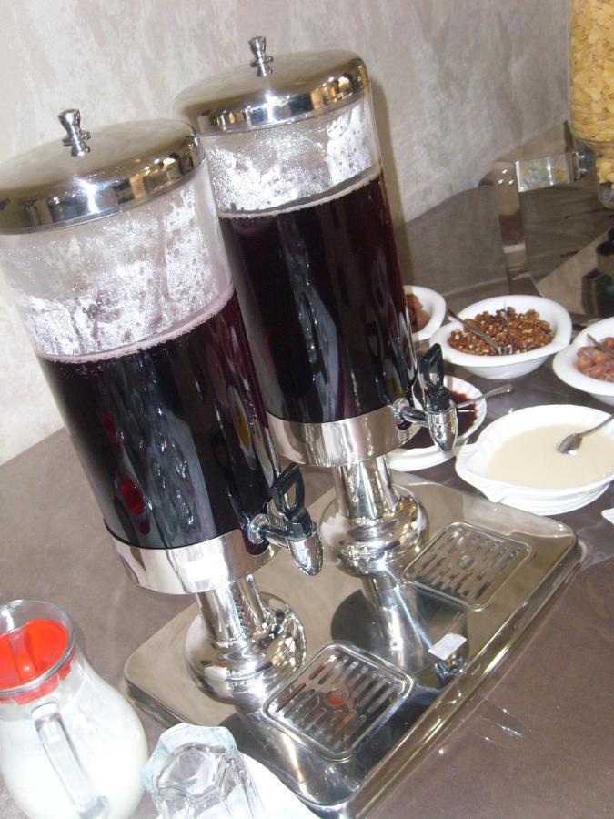 Solnechnyy Marhabo Hotel Palace מראה חיצוני תמונה