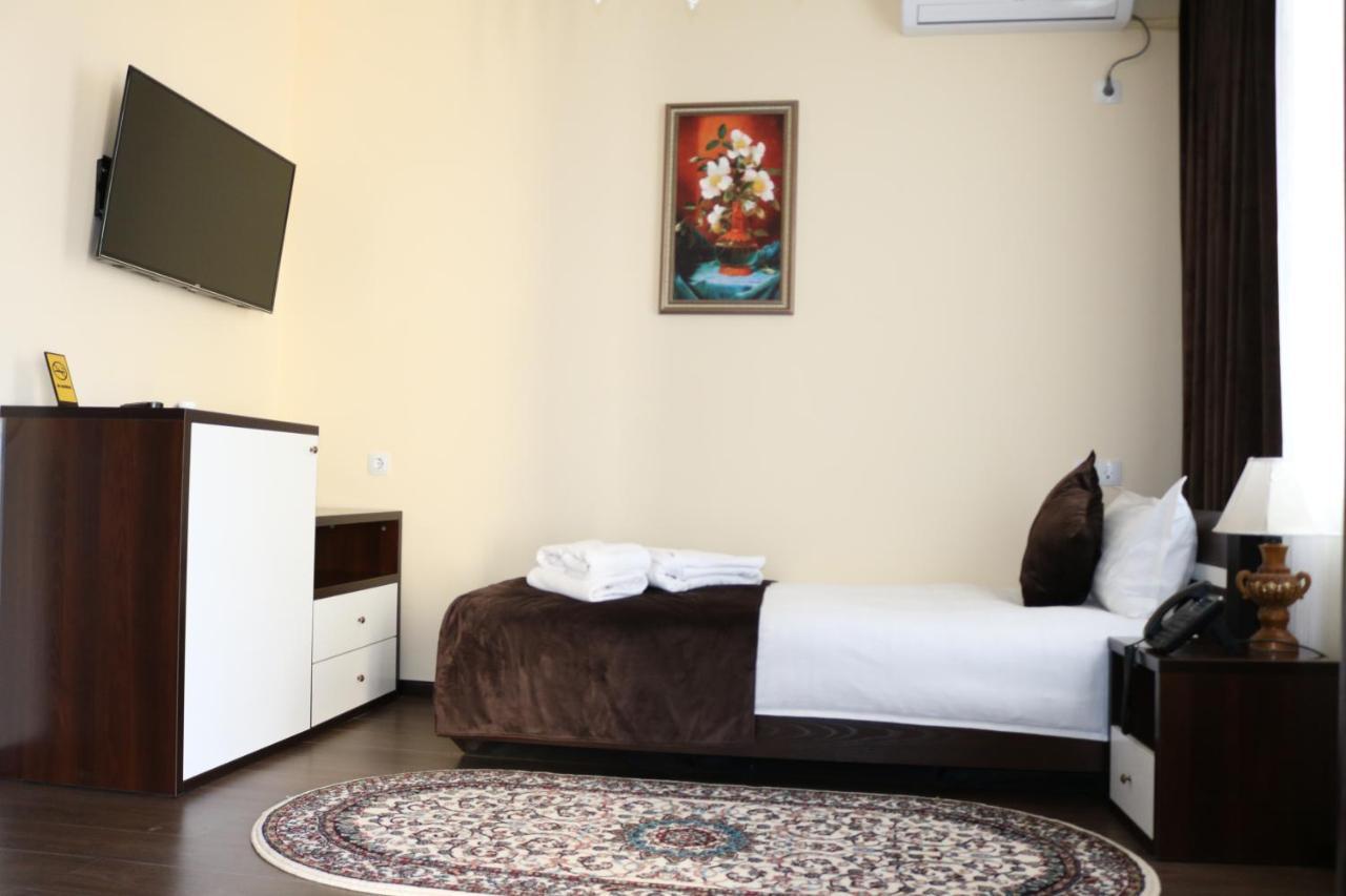 Solnechnyy Marhabo Hotel Palace מראה חיצוני תמונה